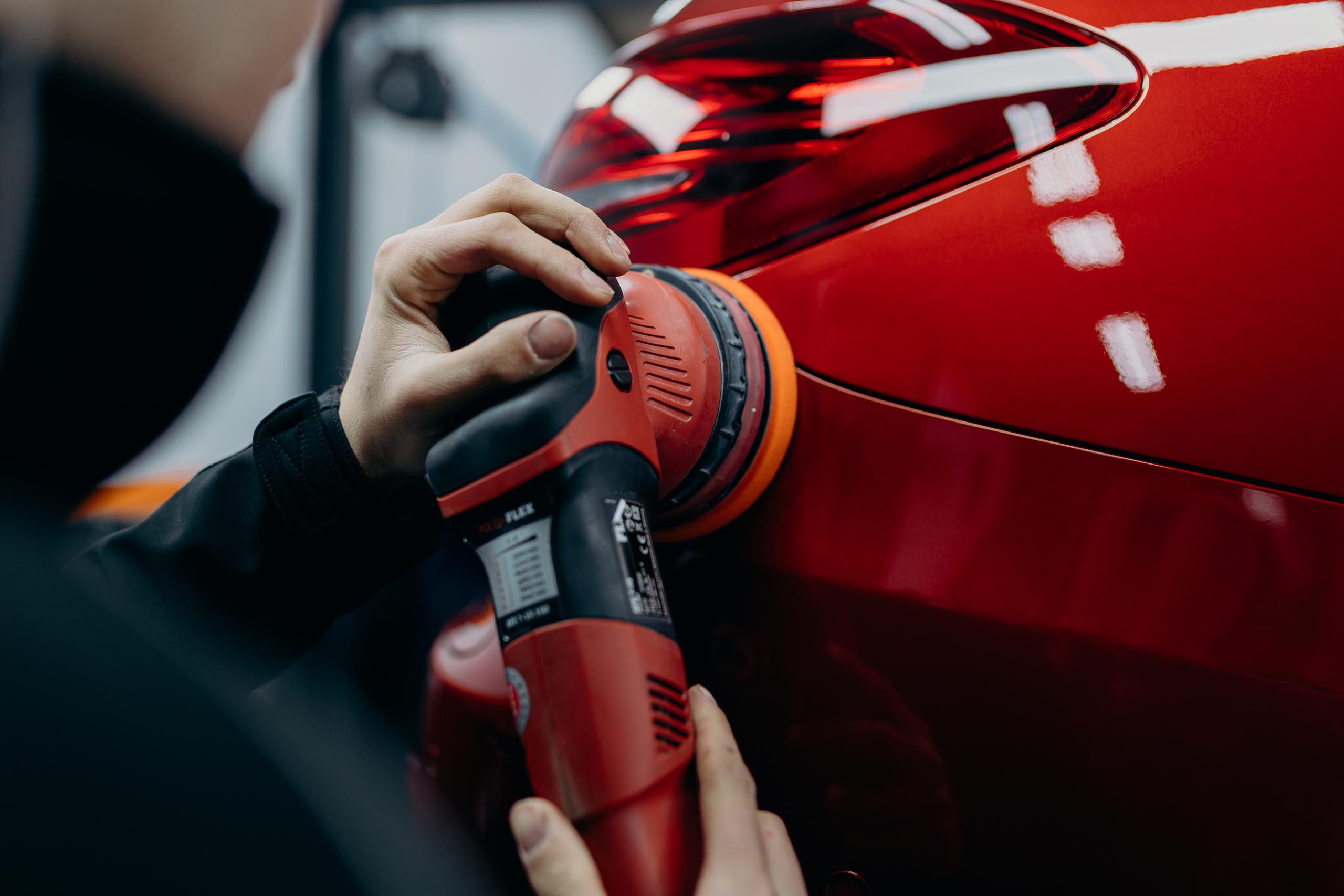 Auto poetsen Zwolle Fiechter Car Detailing Uw auto als nieuw!